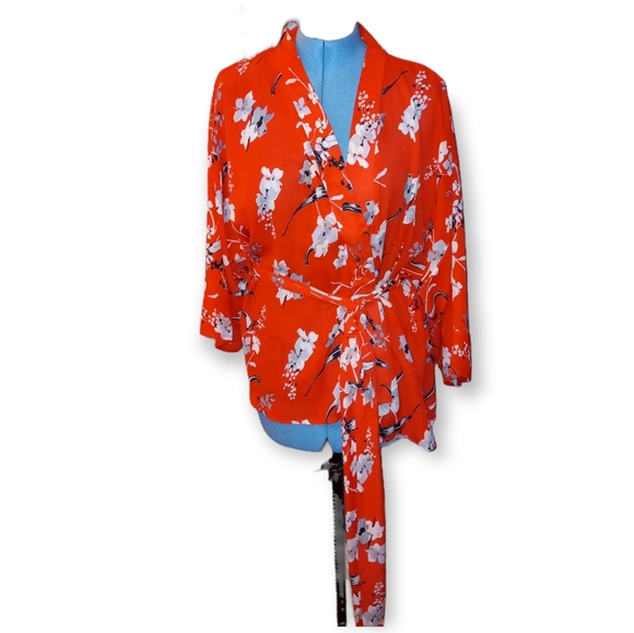 Kimono - Picture 1 of 2